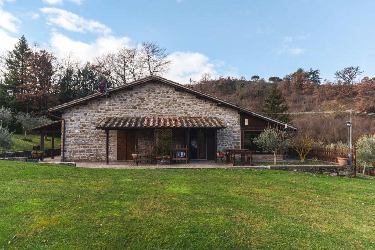 Agriturismo Ponte Di Riocchio Gubbio Eksteriør billede