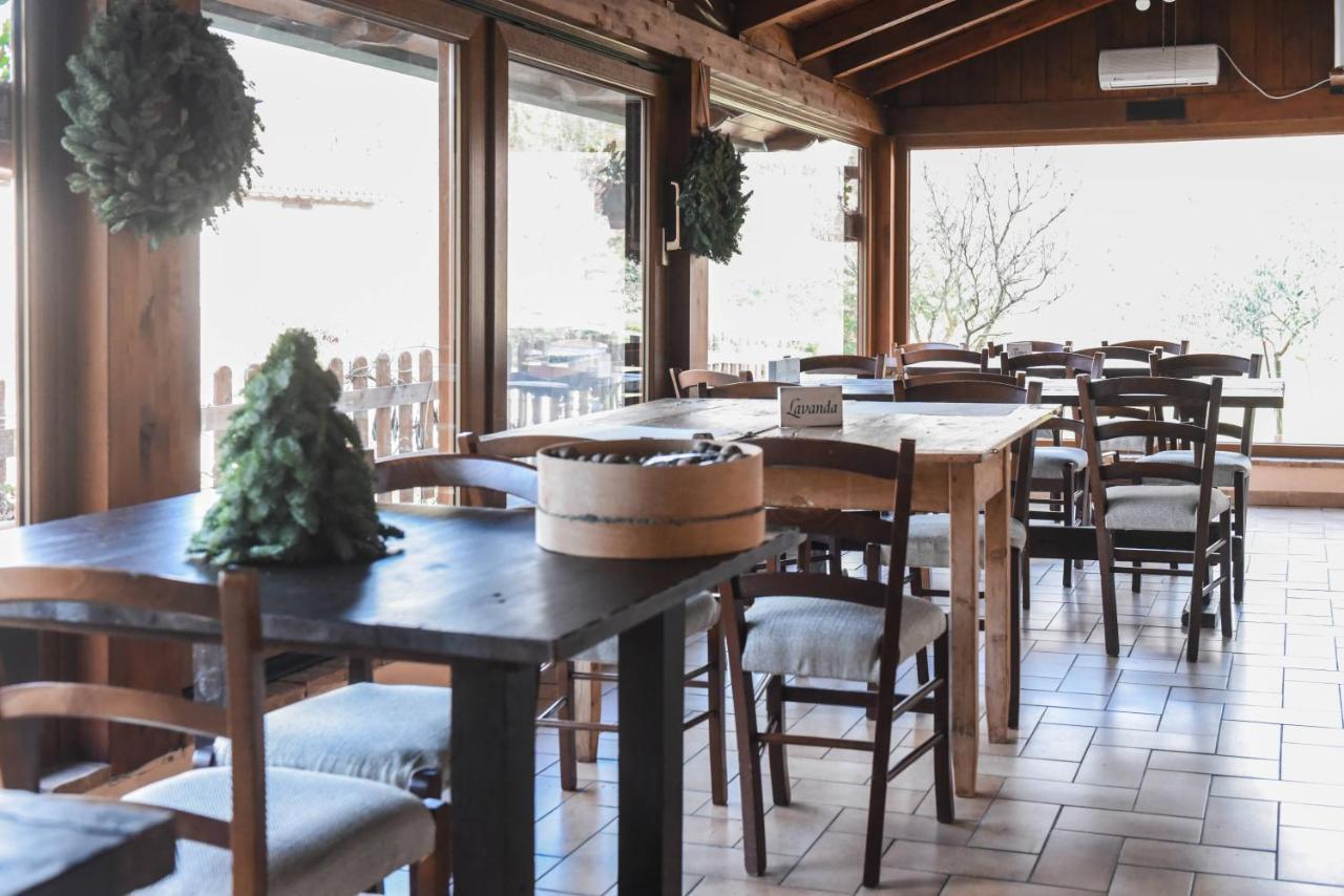 Agriturismo Ponte Di Riocchio Gubbio Eksteriør billede