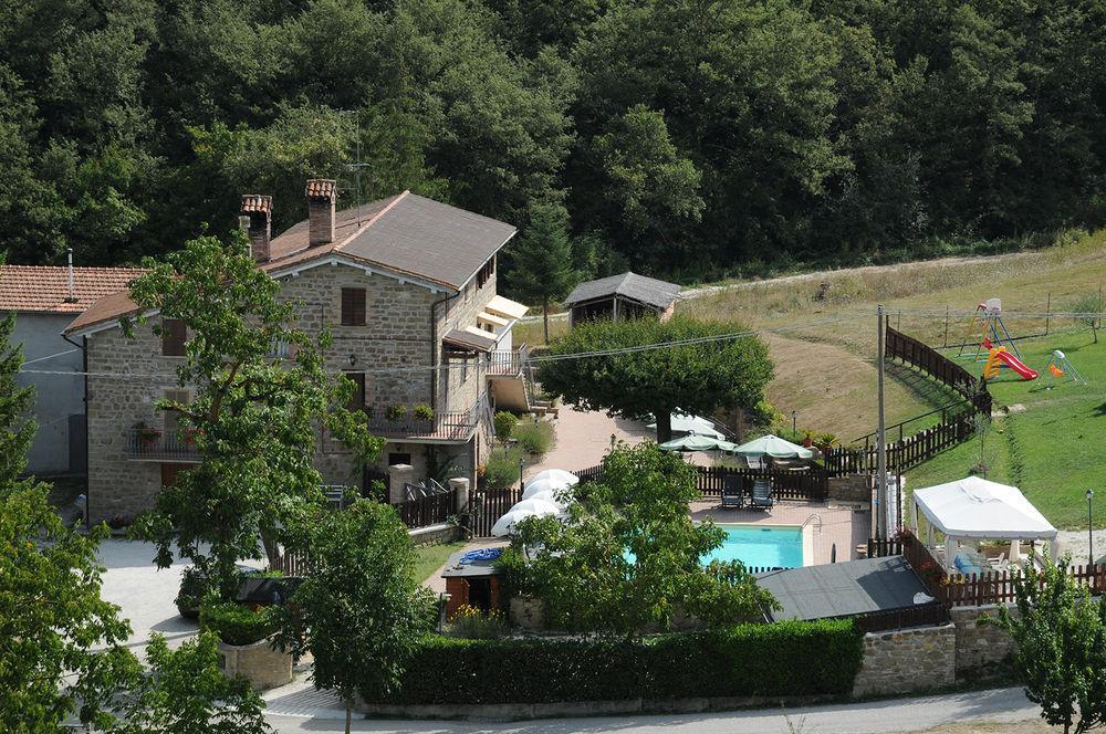 Agriturismo Ponte Di Riocchio Gubbio Eksteriør billede