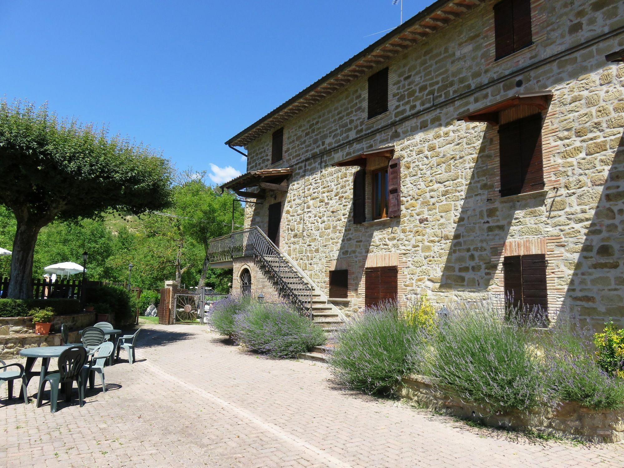 Agriturismo Ponte Di Riocchio Gubbio Eksteriør billede